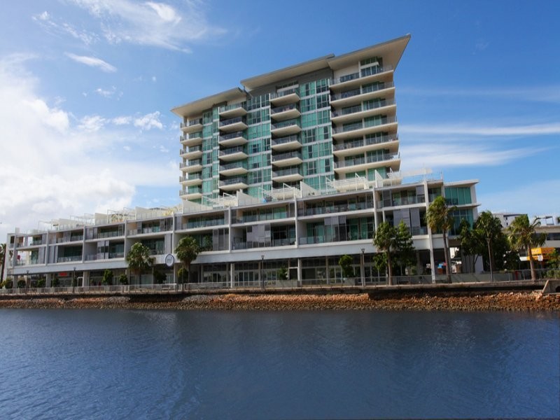 1 Duporth Avenue, Maroochydore QLD 4558