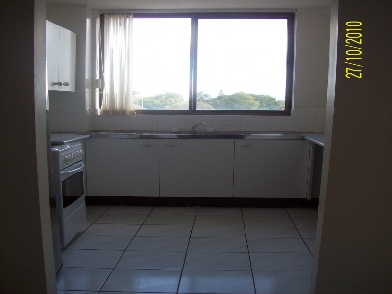 Clear Island Waters QLD 4226