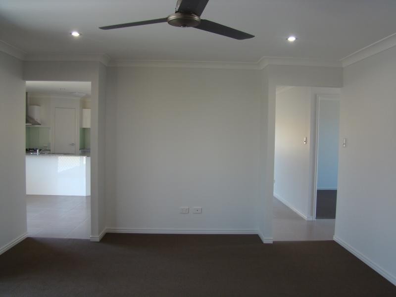 7 Lygon Place, Kallangur QLD 4503