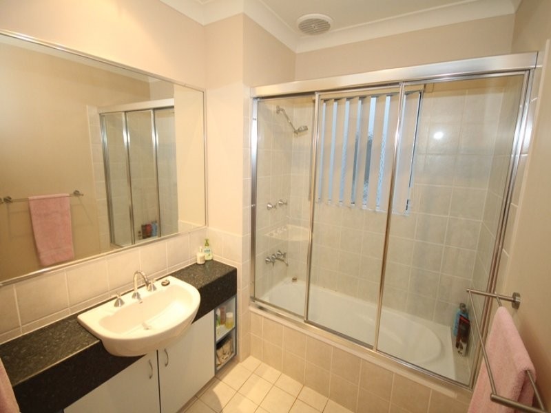 1 Sauvignon Parade, Upper Coomera QLD 4209