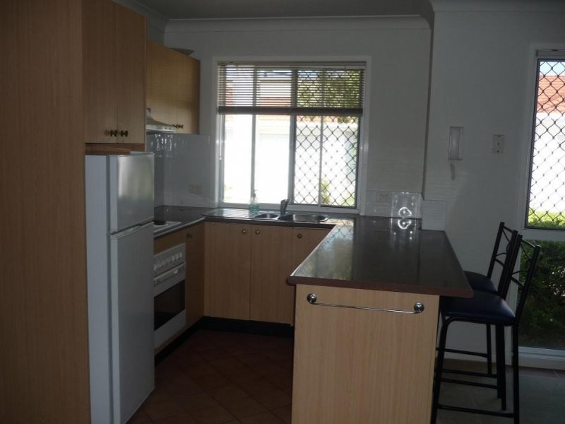 Ashmore QLD 4214