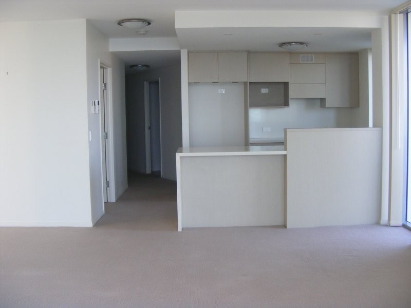 14 Oxley Ave, Woody Point QLD 4019