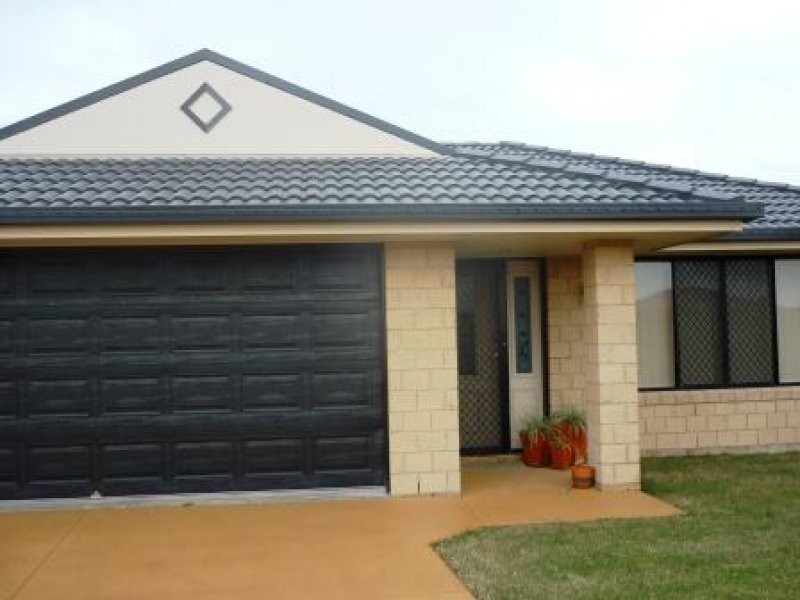 9 Lambour Crt, Point Vernon QLD 4655