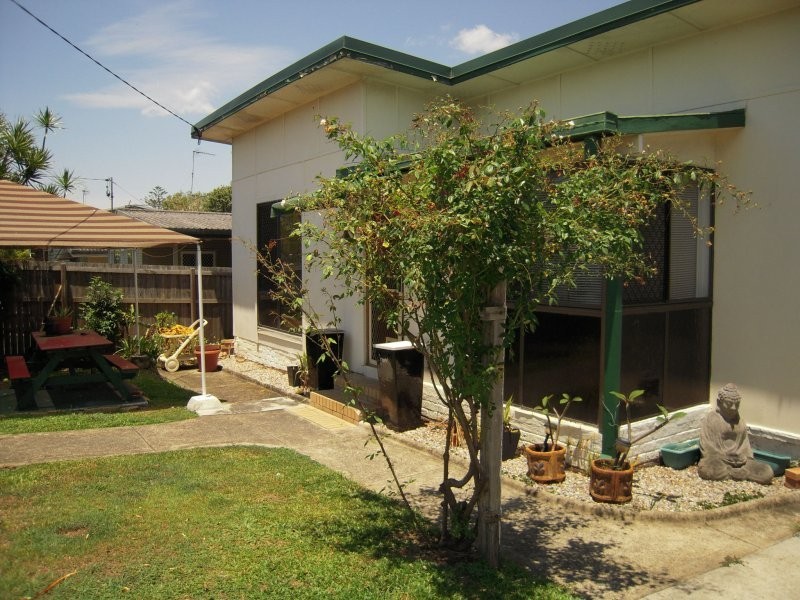 152 Turpin Road, Labrador QLD 4215