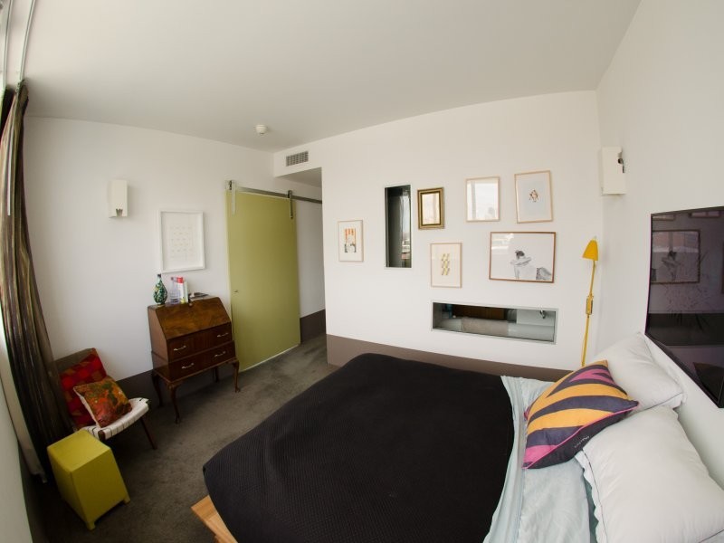 8 Skyring Terrace, Teneriffe QLD 4005