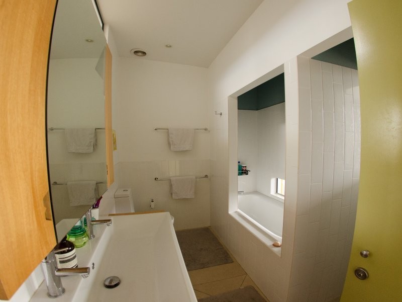 8 Skyring Terrace, Teneriffe QLD 4005