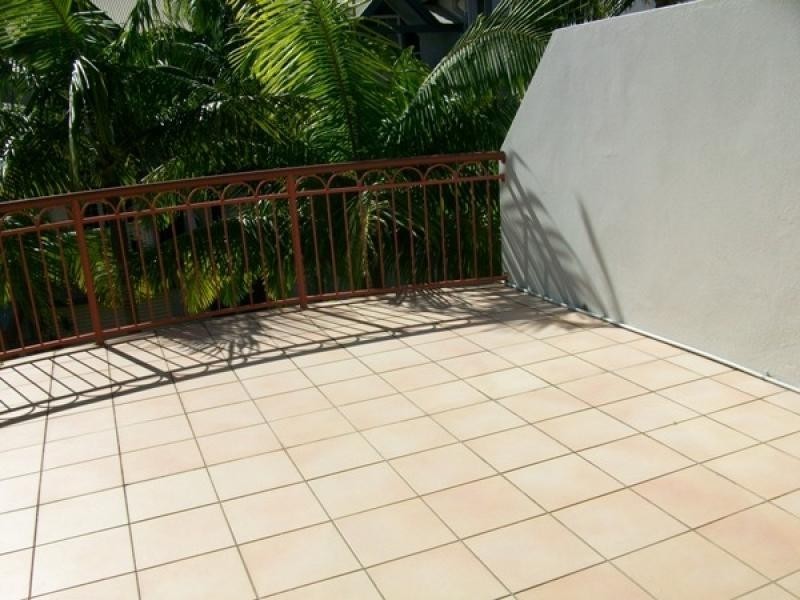 176 SYDNEY, New Farm QLD 4005