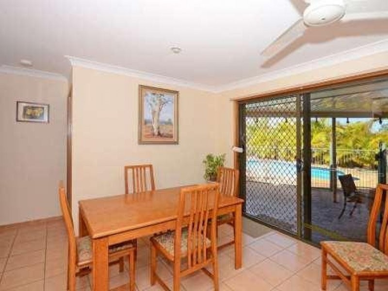 18 HYPERNO ROAD, Point Vernon QLD 4655