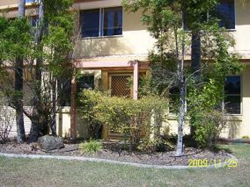 279 Cotlew St. West, Ashmore QLD 4214