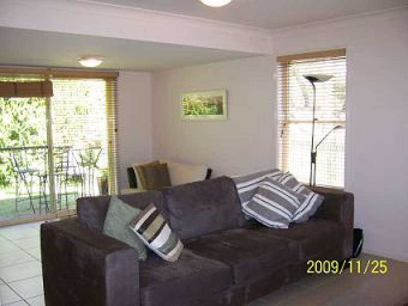 279 Cotlew St. West, Ashmore QLD 4214