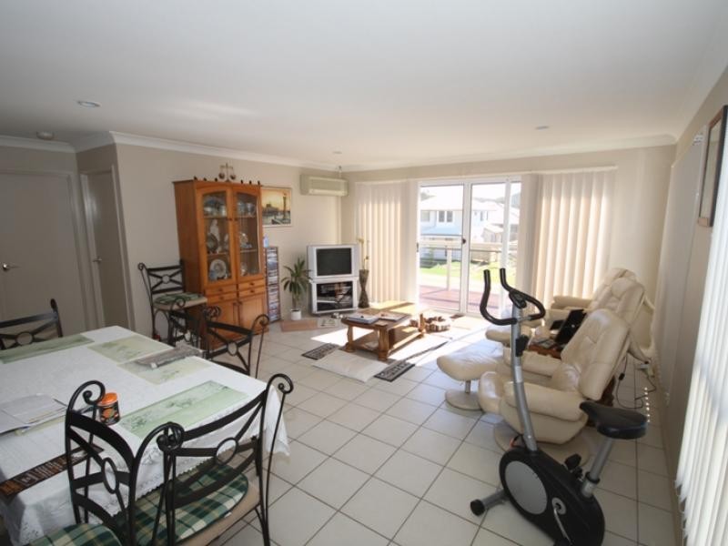 1 Sauvignon Parade, Upper Coomera QLD 4209