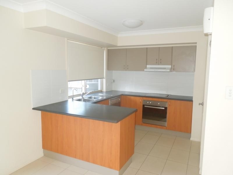 57 Johnston St, Carina QLD 4152