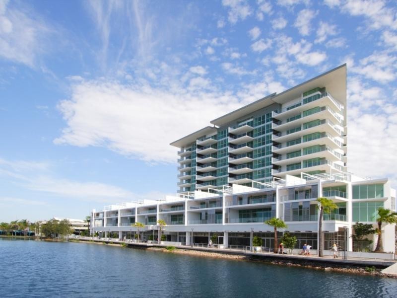 1 Duporth Avenue, Maroochydore QLD 4558