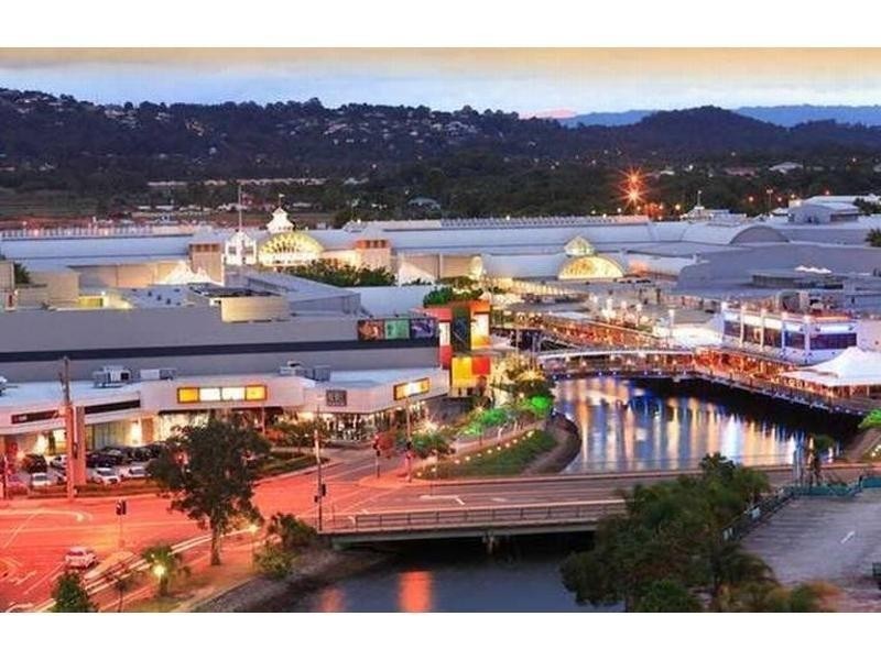 1 Duporth Avenue, Maroochydore QLD 4558