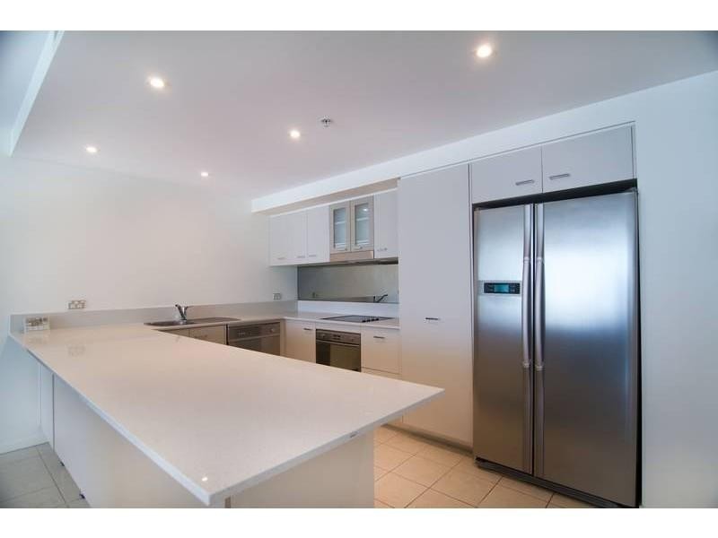 1 Duporth Avenue, Maroochydore QLD 4558