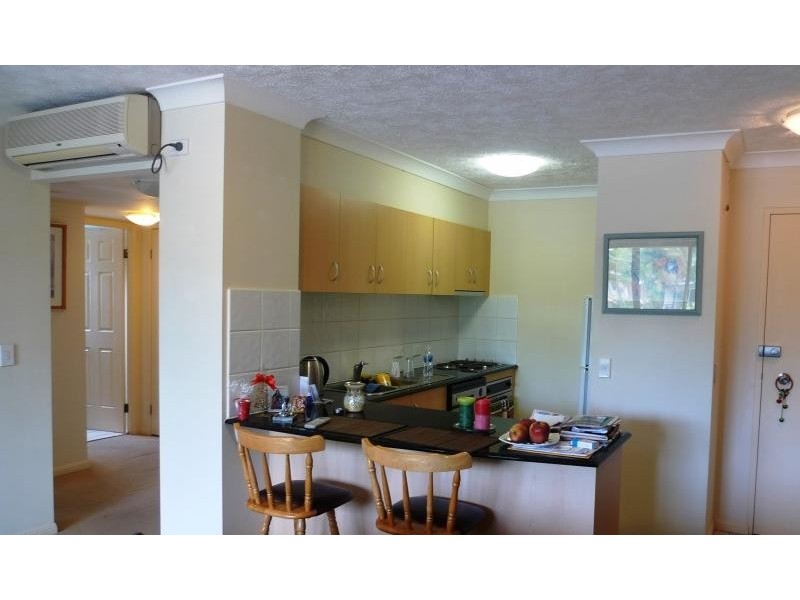 1 / 38 Labrador Street, Labrador QLD 4215