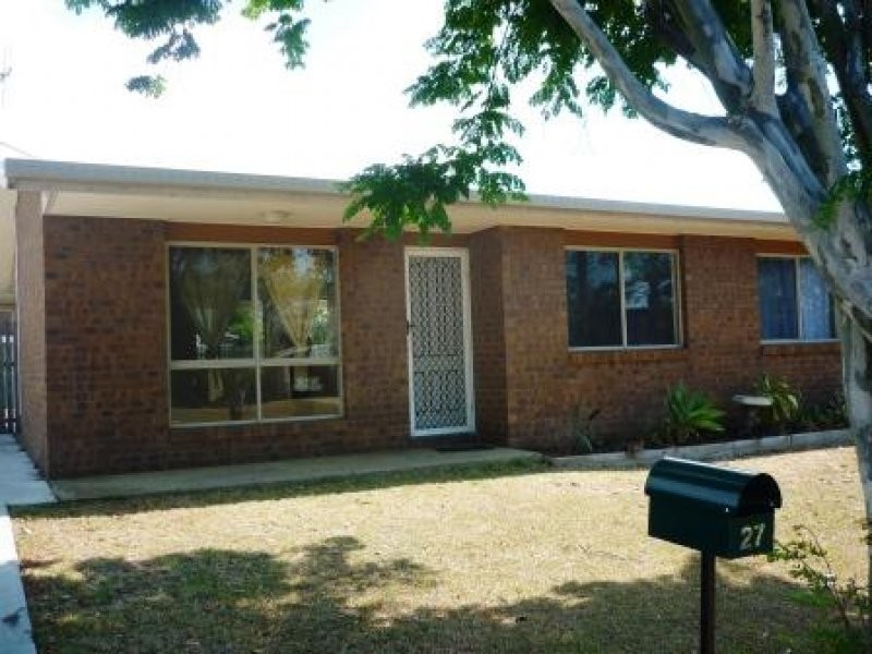 27 Greenway Drive, Pialba QLD 4655