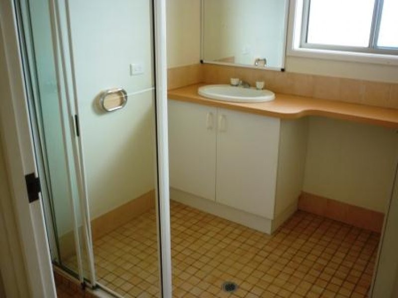 27 Greenway Drive, Pialba QLD 4655