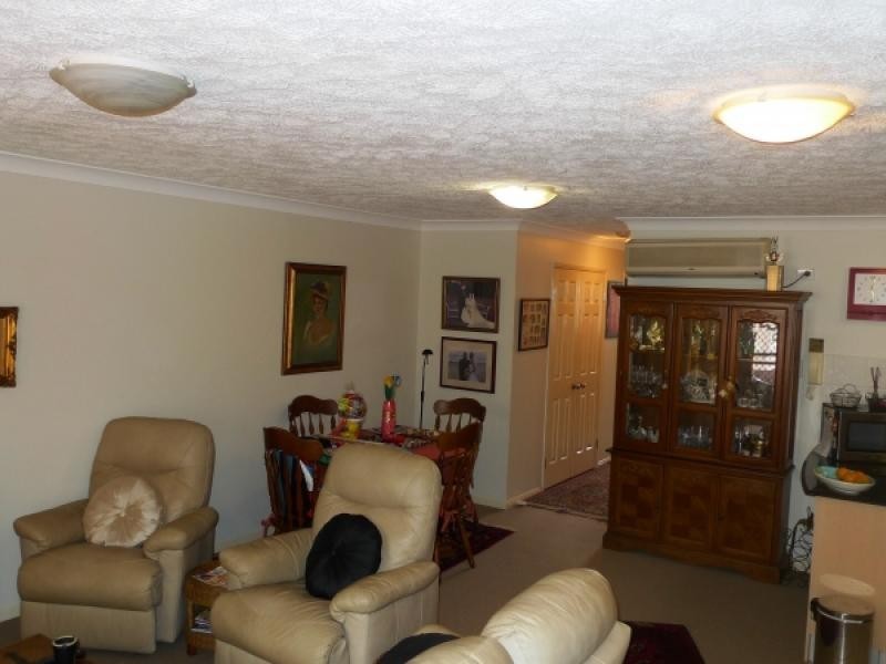 38 Labrador Street, Labrador QLD 4215