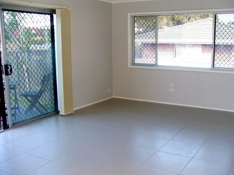 52 Hollywell Road, Biggera Waters QLD 4216