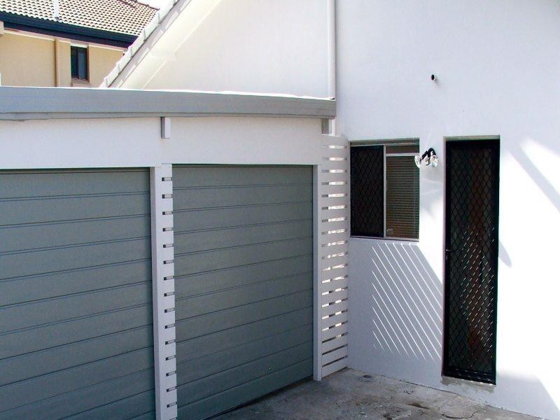 52 Hollywell Road, Biggera Waters QLD 4216