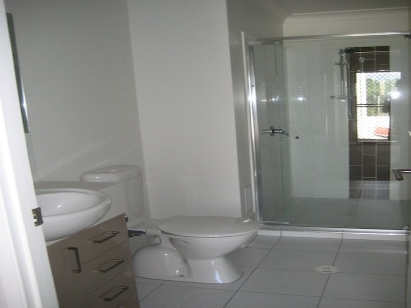 35 Hamilton Road, Moorooka QLD 4105