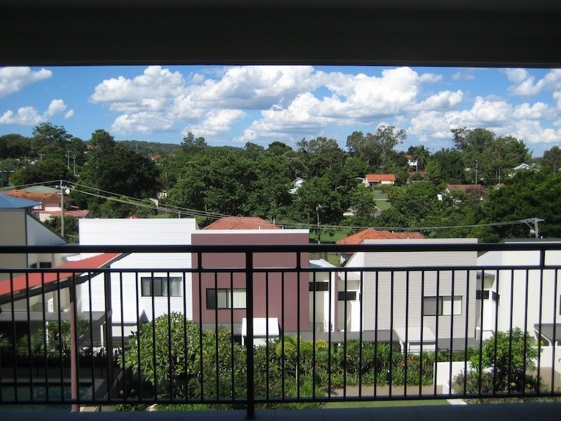 35 Hamilton Road, Moorooka QLD 4105