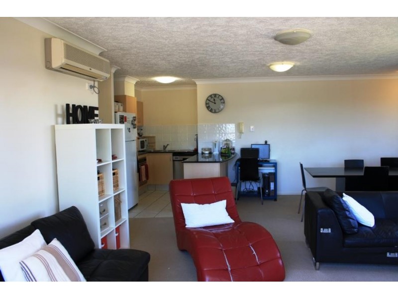 38 Labrador Street, Labrador QLD 4215