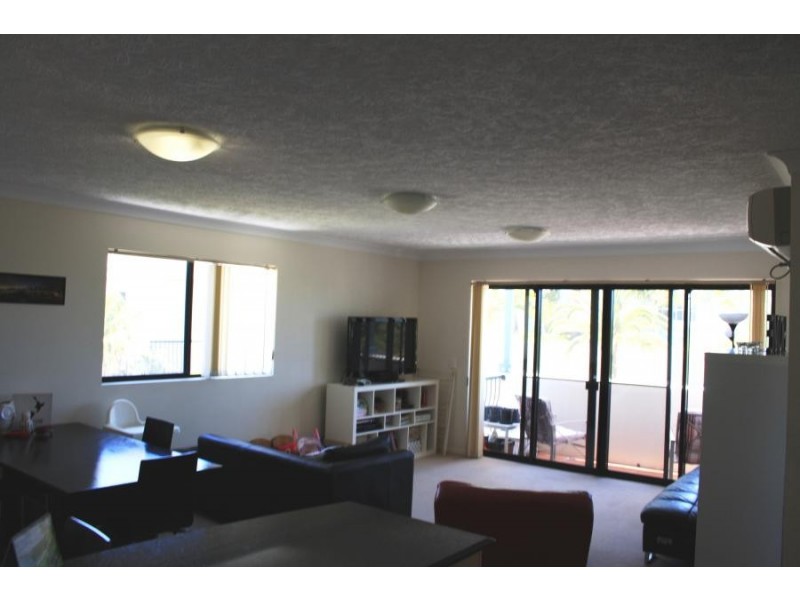 38 Labrador Street, Labrador QLD 4215