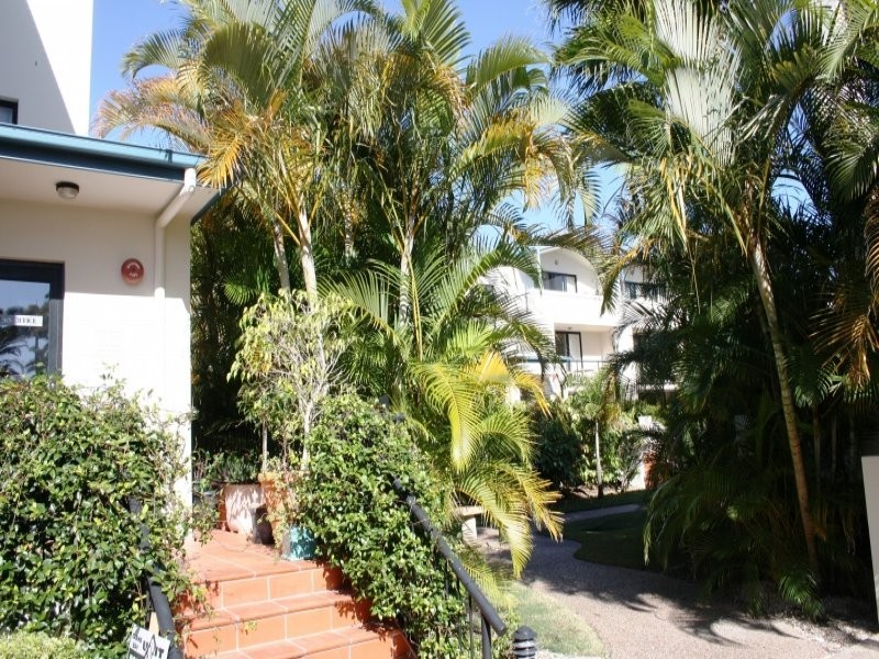 38 Labrador Street, Labrador QLD 4215