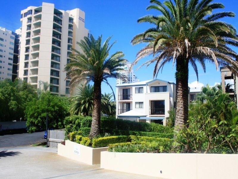 38 Labrador Street, Labrador QLD 4215