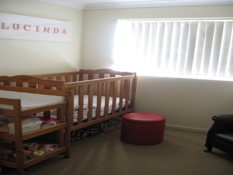 2 Henry Street, Redcliffe QLD 4020