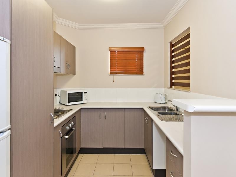 Mooroobool QLD 4870