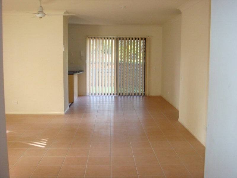 20 BROWN STREET, Labrador QLD 4215