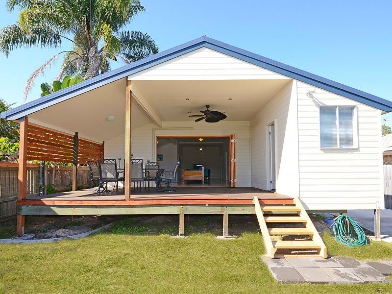 24 View st, Torquay QLD 4655