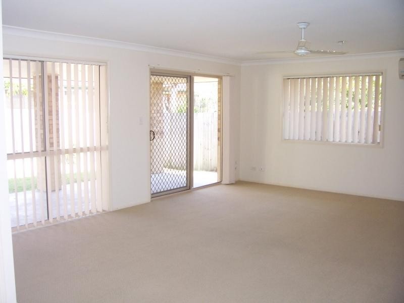 44 Mclaren Rd., Nerang QLD 4211