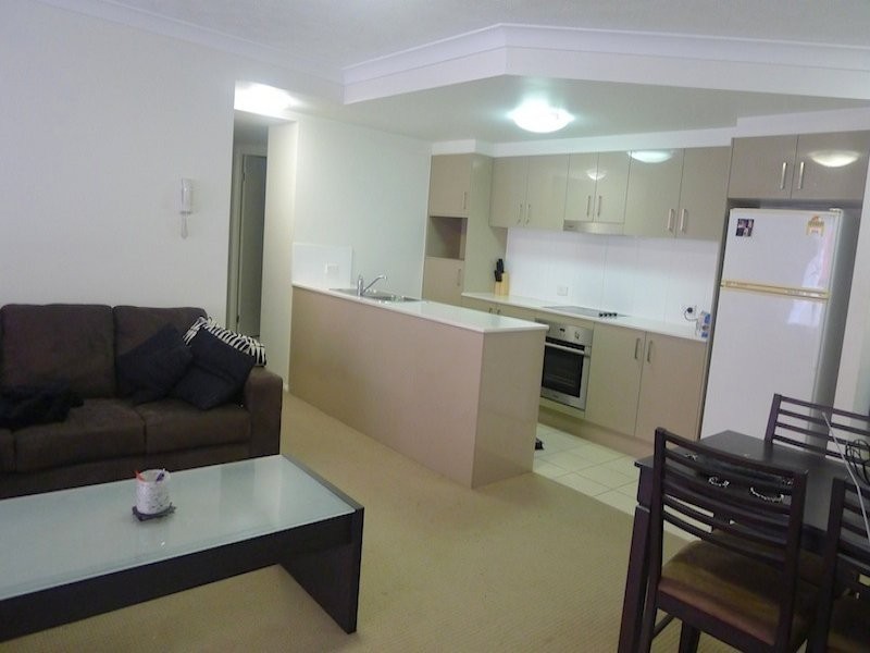 35 Hamilton Road, Moorooka QLD 4105