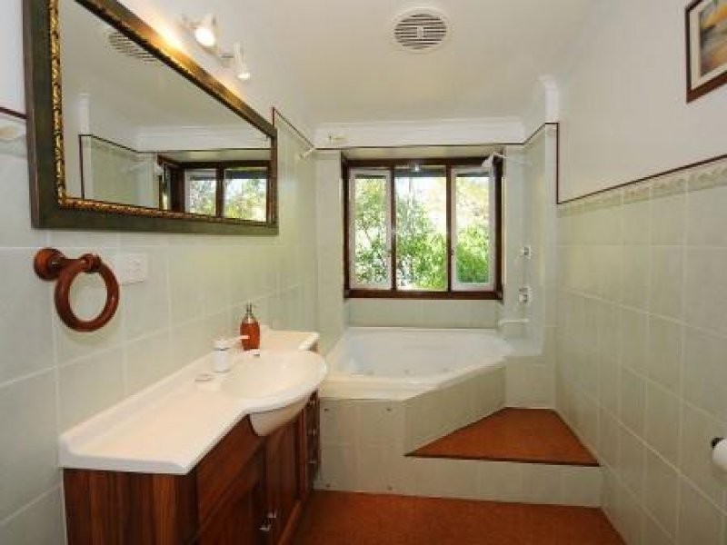 35 Hamilton Drive, Craignish QLD 4655