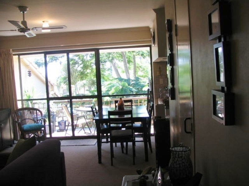 111 Markeri Street, Mermaid Waters QLD 4218