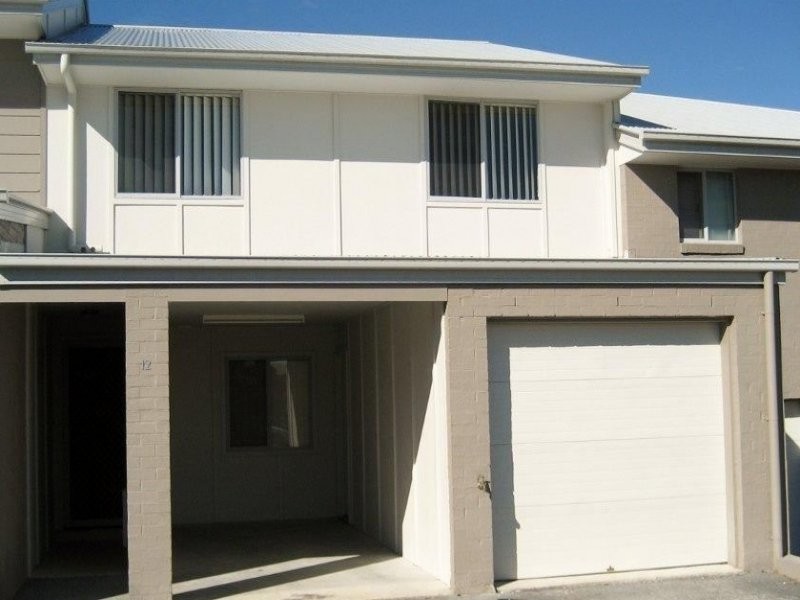 2 Toohey Street, Pacific Pines QLD 4211