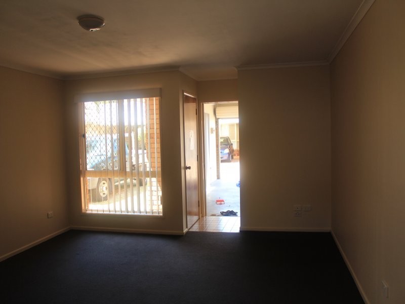 30 Meadowlands Rd, Carindale QLD 4152