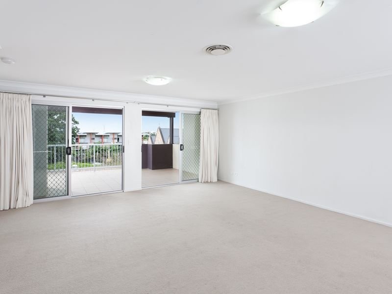 82 Berwick St, Fortitude Valley QLD 4006