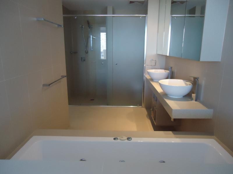 53 Darrambal, Chevron Island QLD 4217