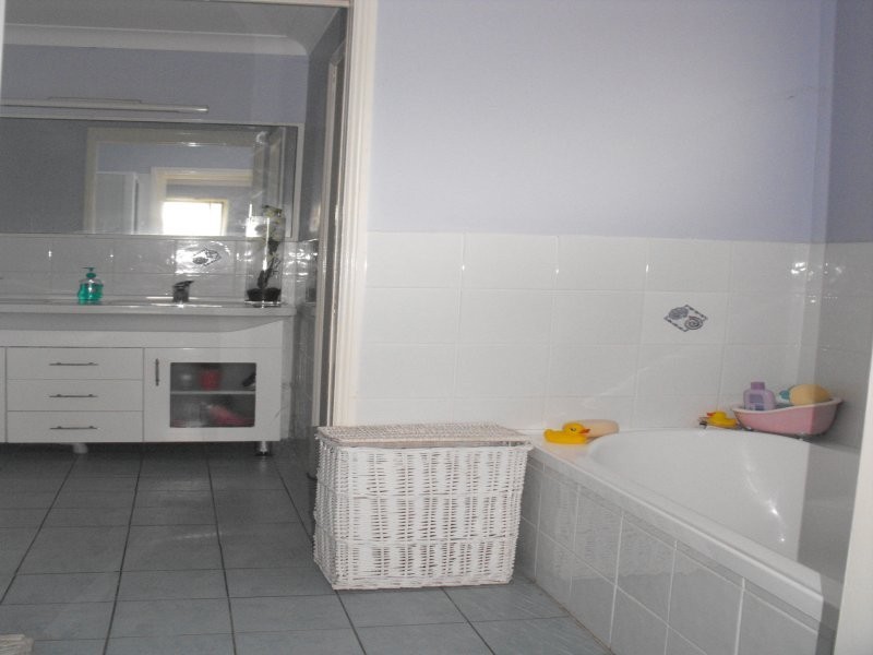 Bellbird Park QLD 4300