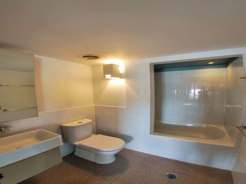 8 Skyring Terrace, Teneriffe QLD 4005