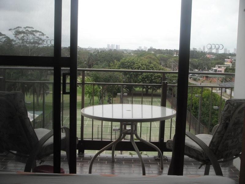 Clear Island Waters QLD 4226