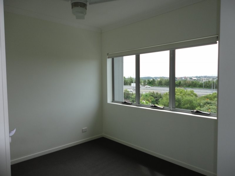 28 Carl Street, Woolloongabba QLD 4102