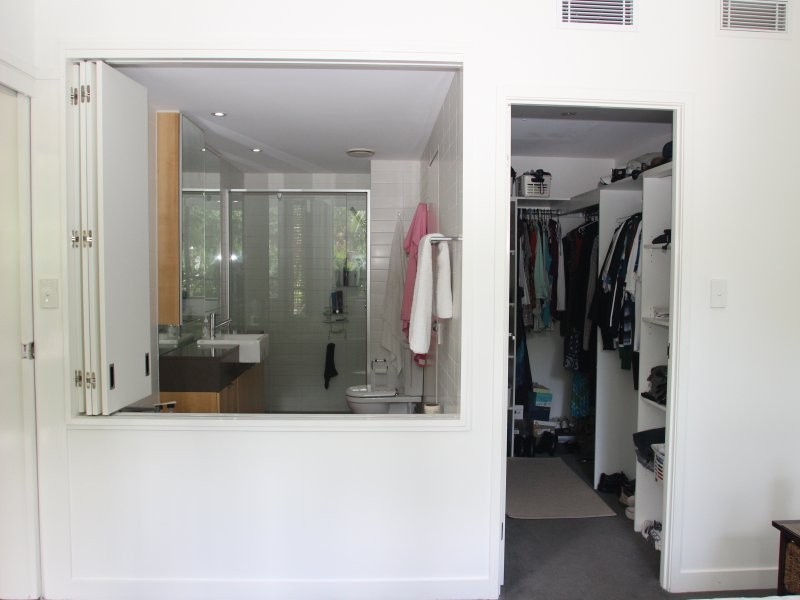 10 Pidgeon Close, West End QLD 4101