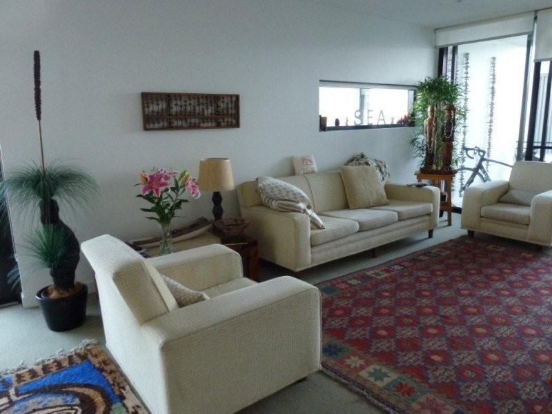 10 Pidgeon Close, West End QLD 4101