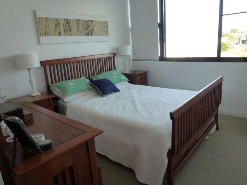 10 Pidgeon Close, West End QLD 4101